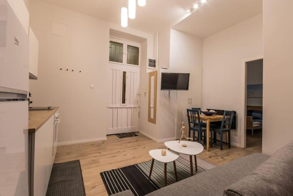 Апартаменты A+ Budapest Central Dob Street Экстерьер фото